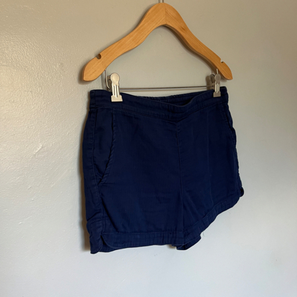 J.Crew Women’s Deep Navy Blue Shorts – Size XS (2” Inseam) - Picture 7 of 7